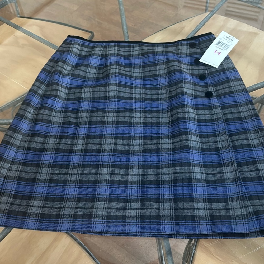 Plaid Villager Mini Skist